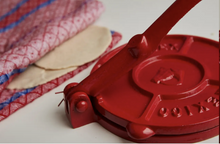 Load image into Gallery viewer, Tortilla Press with Servilleta